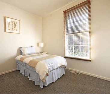 Easy Living in Leafy Glen Iris - Photo 3