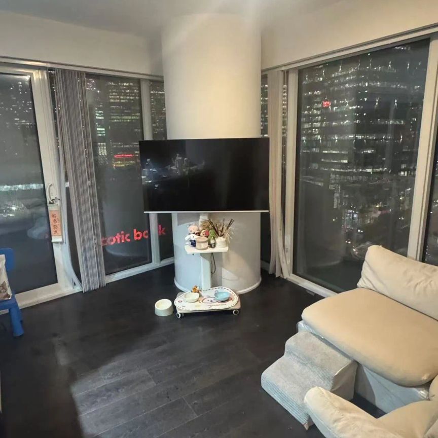 88 harbour Street #1604 - Photo 1