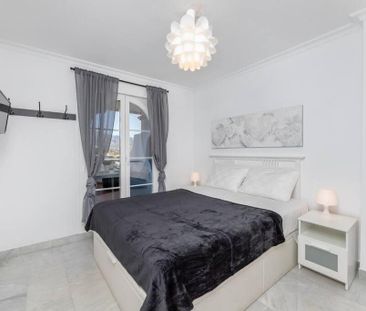 Luxury Apartment for rent in Nueva Andalucia, Spain - Photo 5