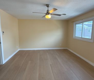 For Lease - 2050 Upper Middle Road Unit# 31, Burlington, Ontario - Photo 5