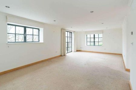 The Tramshed, Walcot, BA1 - Photo 4