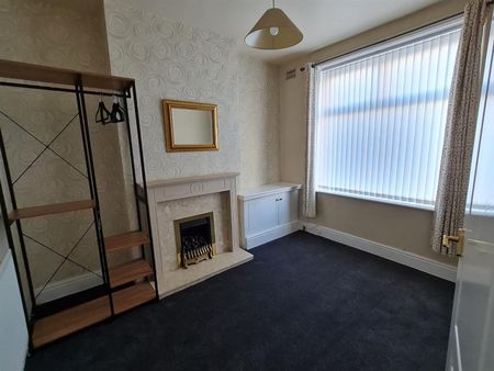 Swindon Street, Burnley - Photo 5