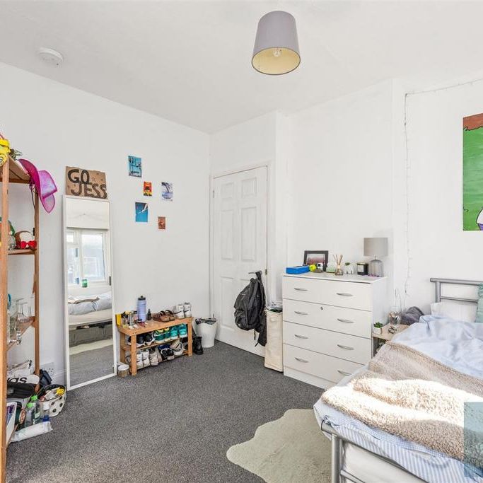 4 bedroom house share to rent - Photo 1