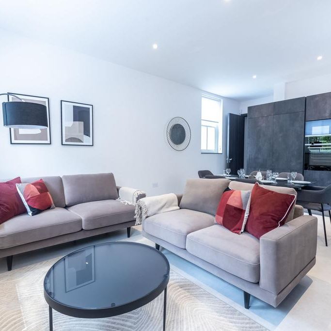 3 bedroom flat to rent - Photo 1