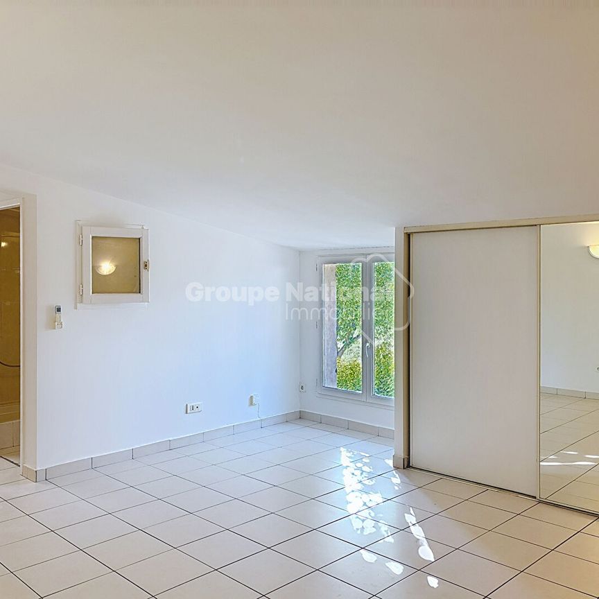 Studio sur Berre L'étang en campagne, - Photo 1