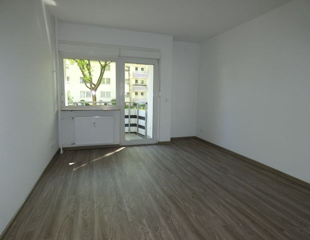 +++ Wanheim – 3-Raumwohnung im Erdgeschoss mit Balkon und Duschbad +++ - Foto 1