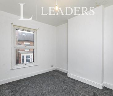 4 bedroom house to rent - Photo 3