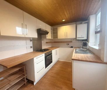 2 bedroom terraced house to rent - Photo 5