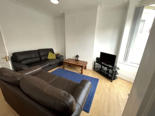 4 bedroom house share to rent - Photo 1