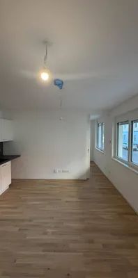 Erstbezug: Exklusive 2-Zimmer Neubauwohnung in U-Bahn-Nähe (U1) - Photo 1