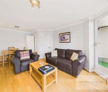 2 bedroom flat to rent - Photo 2