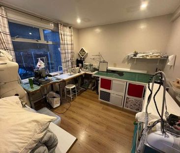 Kenilworth Avenue Romford, RM3 - Photo 5