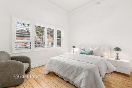 60 Regent St, Elsternwick VIC 3185 - House For Rent | Domain - Photo 2