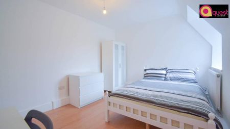 3 bedroom flat to rent - Photo 2