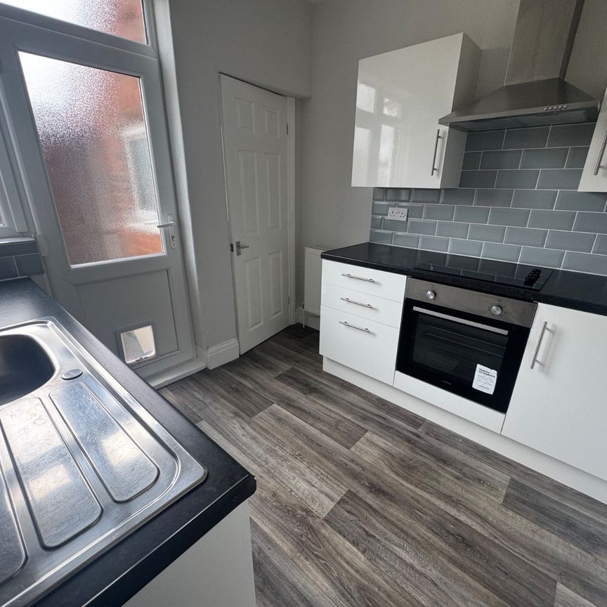 3 bedroom terraced house to rent - Photo 1