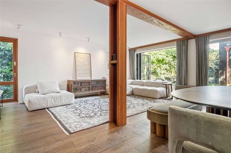 Stunning, gated family house in London Fields. - Photo 3