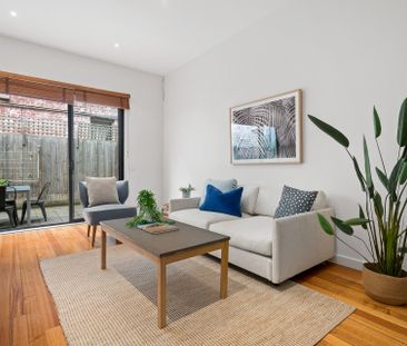 Townhouse Living - Photo 5