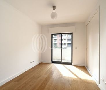2 room luxury Apartment for rent in Miraflores (Alges), Oeiras, Lisbon - Photo 1