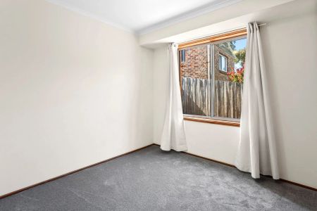 2/18 Caroline Place, - Photo 4