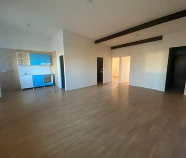 Location Appartement 3 pièces 73m² - Photo 4