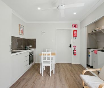 34, Jillian Place, QLD, Wynnum West - Photo 1