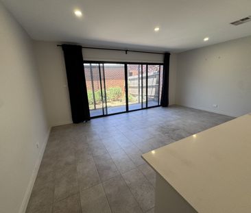 Unit 55/9 Braybrooke St, Bruce ACT 2617 - Townhouse For Rent - $750... - Photo 3