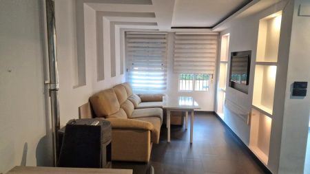 Casa adosada de alquiler en Calle Garcilaso de la Vega, 16, San Cayetano - Photo 2