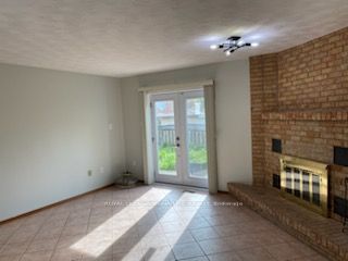 For Lease - 709 Upper Paradise Road Unit# Bsmt, Hamilton, Ontario - Photo 2