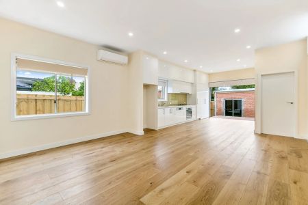 42 Elswick Street, Leichhardt. - Photo 2