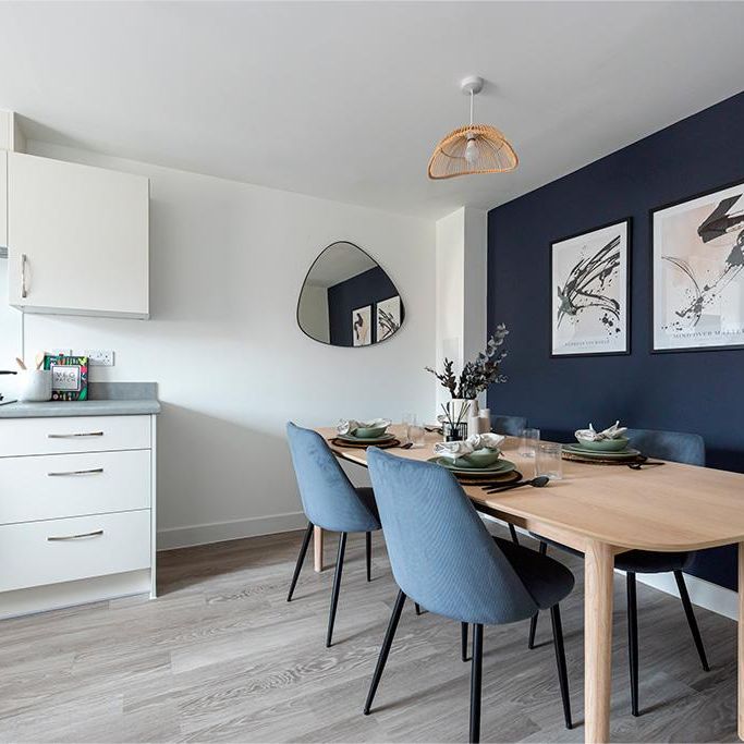 3 bedroom semi-detached house to rent - Photo 1