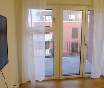 Atmosphärischer Altbauklassiker mit Dielen und EBK - tolle Lage Rad... - Photo 2