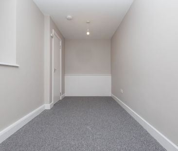 2 bed flat to rent in Richmond Hill, Bournemouth, BH2 - Photo 4