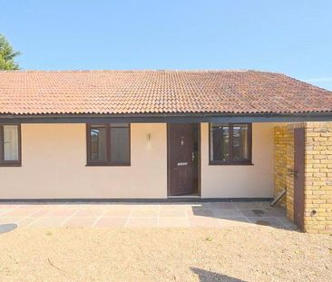 1 bedroom bungalow to rent - Photo 2