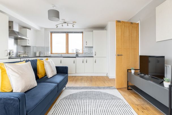 1 Bed Flat, Biggs Square, E9 - Photo 1