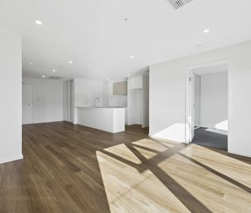 Stylish and Contemporary Design - Photo 1