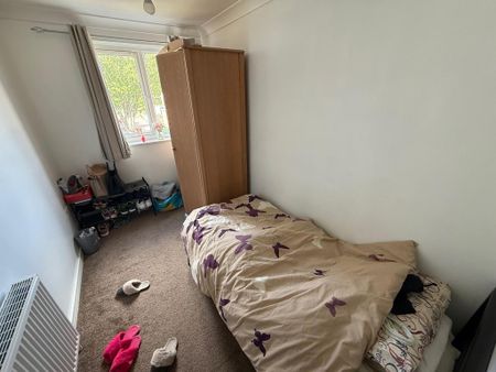 4 bedroom terraced house to rent - Photo 2