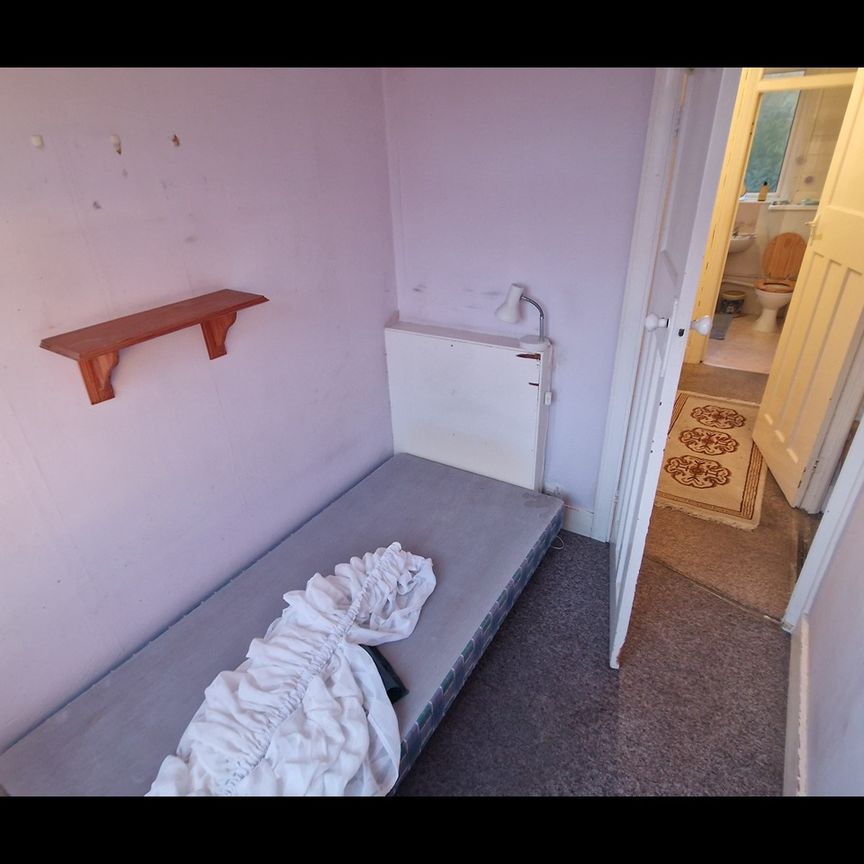 Room in a Shared House, Oakdale Road, N4 - Photo 1