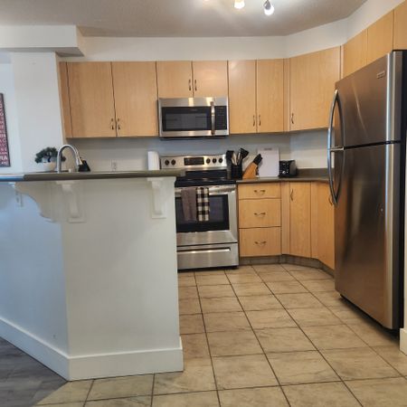 2319, 1121-6 Ave SW, Calgary, AB - Photo 3