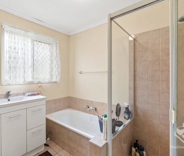 Two bedroom villa in peaceful complex - Photo 2