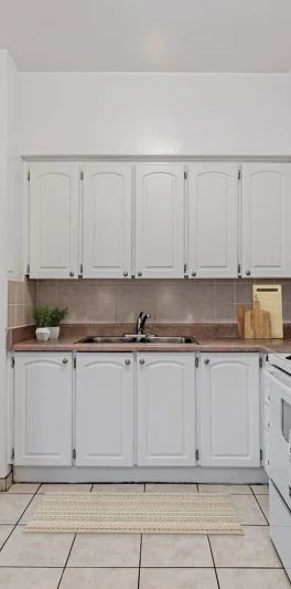 4415 Bathurst Street - Photo 1