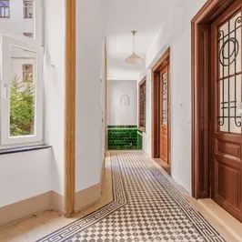 Großzügiger, frisch sanierter Altbau bei der Schmelz - Foto 2