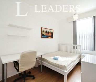 5 bedroom house to rent Francis Avenue, PO4 - Photo 4