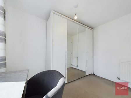 Flat to rent on - Photo 4