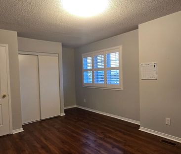 For Lease - 4 Fandor Way, Brampton, Ontario - Photo 3