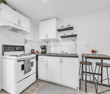 For Lease - 306 FOCH Unit# BACK UNIT, Windsor, Ontario - Photo 2
