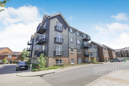 Flat to rent - Eden Road, Sevenoaks, TN14 - Photo 4
