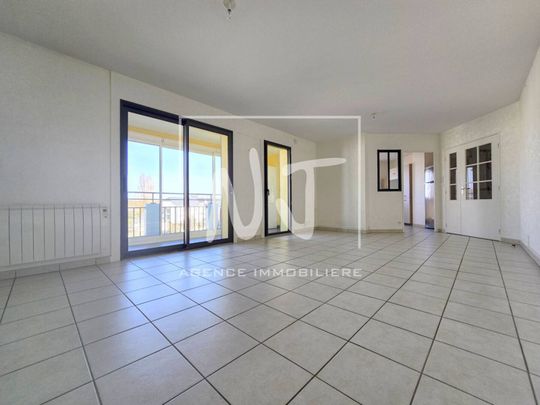 APPARTEMENT A LOUER SAINT BARTHELEMY D'ANJOU 49124 2 chambres avec loggia et stationnement - Photo 1