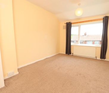 3 Bed Terraced House, Springfield Rise, LS18 - Photo 5