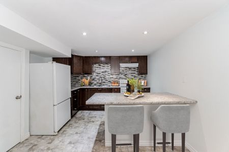 For Lease - 3430 Galena Crescent Unit# LOWER, Mississauga, Ontario - Photo 4