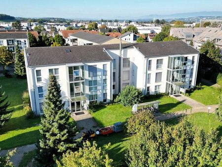 2.5-ZW à 59 m² im EG mit Gartensitzplatz - Photo 2